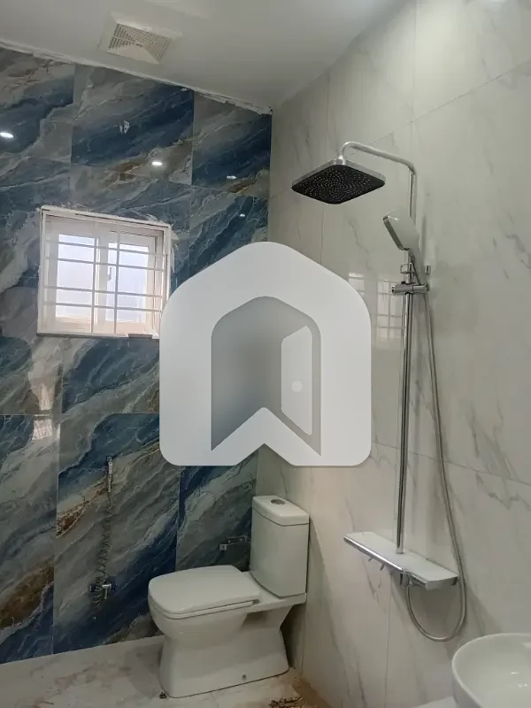 10 MARLA BRAND NEW SOLAR HOUSE FOR RENT, photo 7