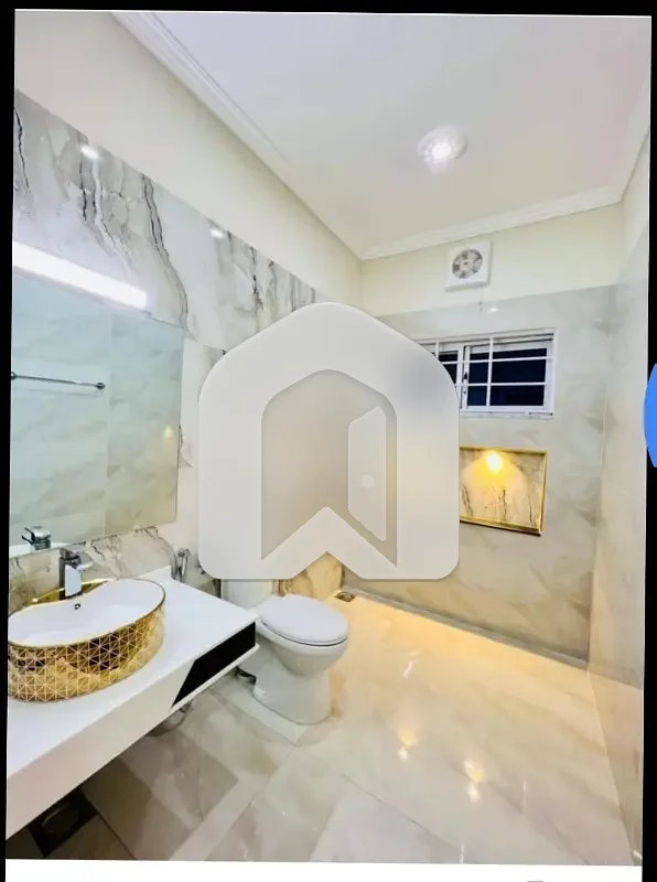 14 Marla Brand New Upper Portion For Rent In G-13/4 Matro Station, photo 8