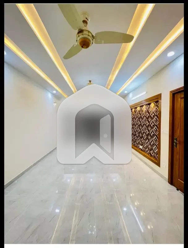 14 Marla Brand New Upper Portion For Rent In G-13/4 Matro Station, photo 10
