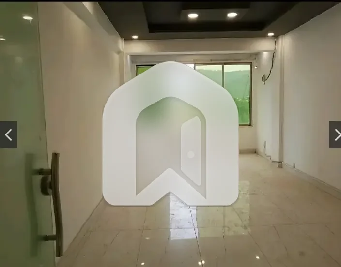 Blue Area Office 900 Square Feet Jinnah Avenue For Rent, photo 4