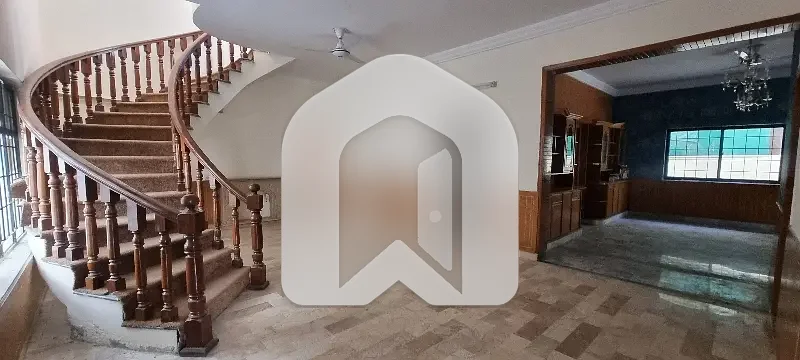 Beautiful House Available For Rent In F-11, photo 13