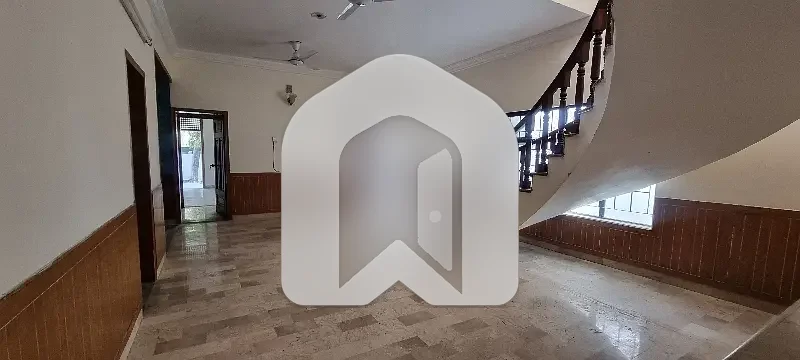 Beautiful House Available For Rent In F-11, photo 11