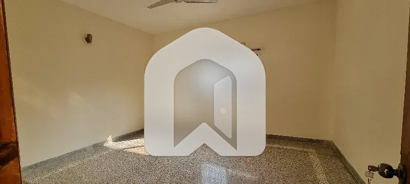 Beautiful House Available For Rent In F-11, photo 5