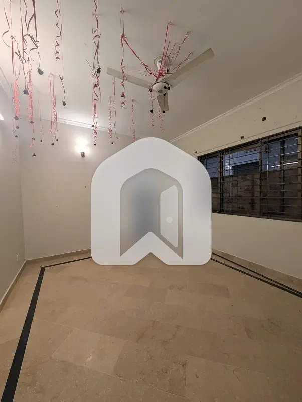 Ground Portion For Rent In F-11 Islamabad, photo 4
