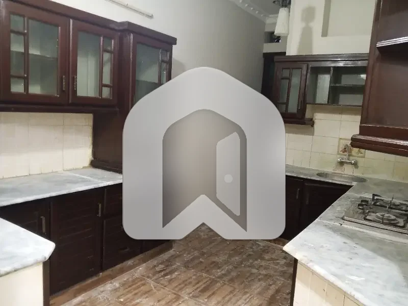 Ground+Basement Portion Available For Rent, photo 2