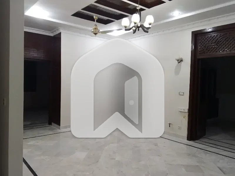Ground+Basement Portion Available For Rent, photo 6