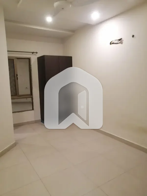 1 Bed Flat Is For Rent, photo 7