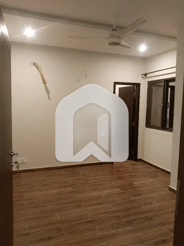 Zarkon Heights 2 Bed Flat For Rent, photo 10