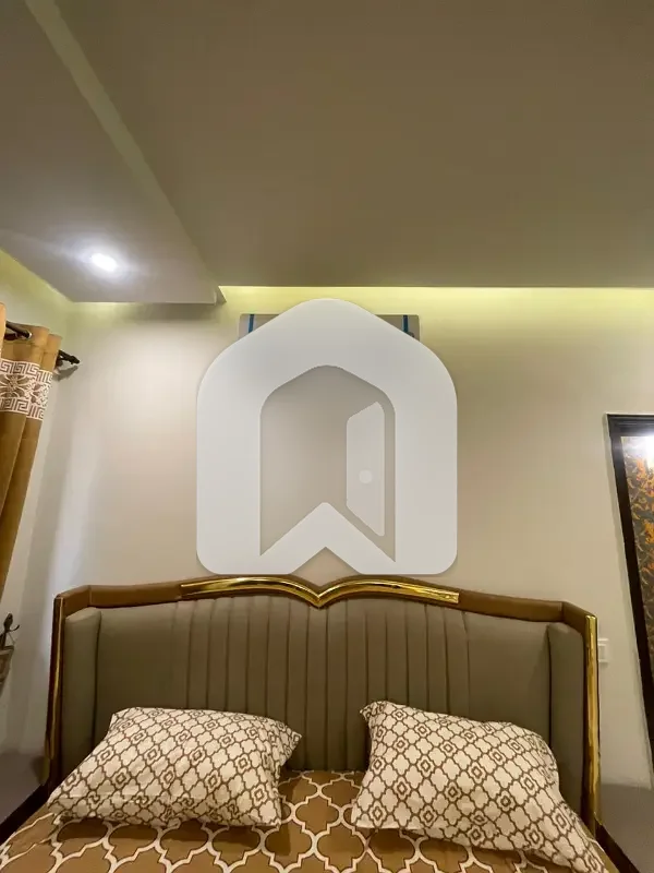 1 Bed Furnished Luxury Apartment Available. For Rent in Zarkon Height G-15 Islamabad., photo 4