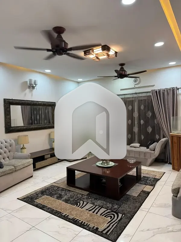 Spacious House Is Available In DHA Defence Phase 2 For Rent Tripl Story, photo 14
