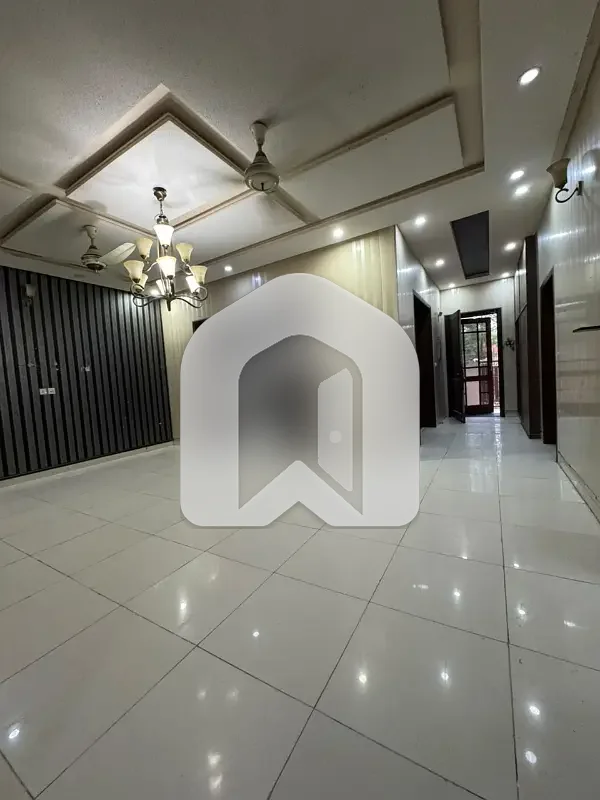12 Marla (40*80) Ground Portion Rent G15, photo 13
