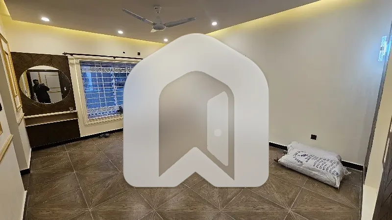 Kanal Upper Portion Available For Rent In G15, photo 6