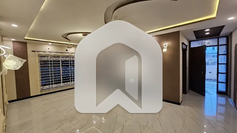 Kanal Upper Portion Available For Rent In G15, photo 24