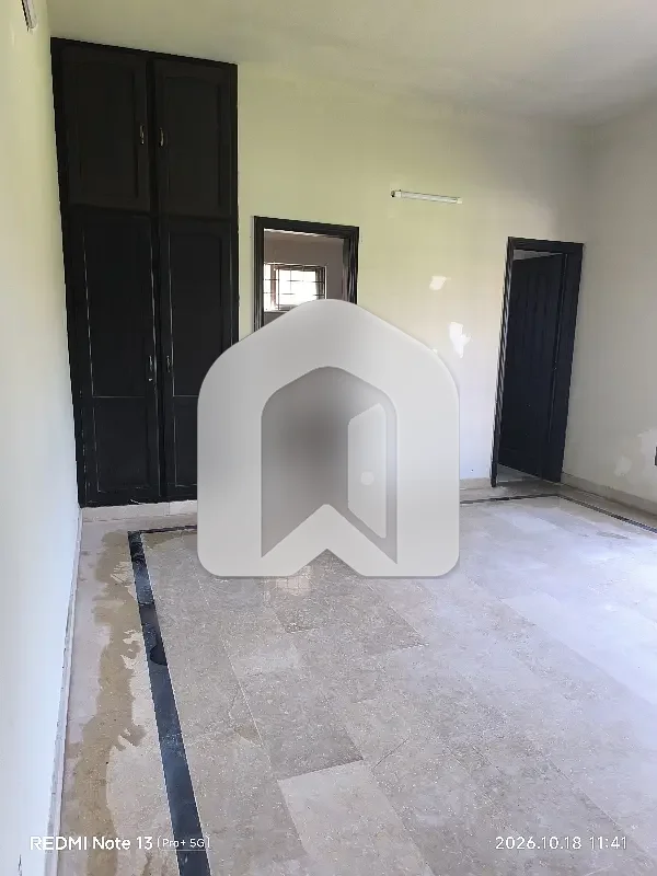 4 Bedrooms & 4 Bathrooms Upper Portion Available For Rent In G11, photo 8