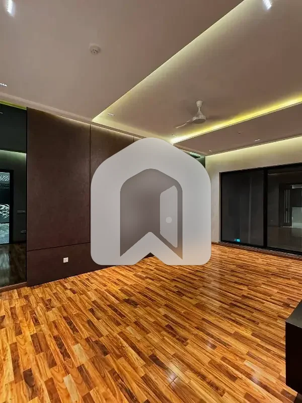 1 Kanal Designer House For Rent 15kv Solar Installed, photo 9