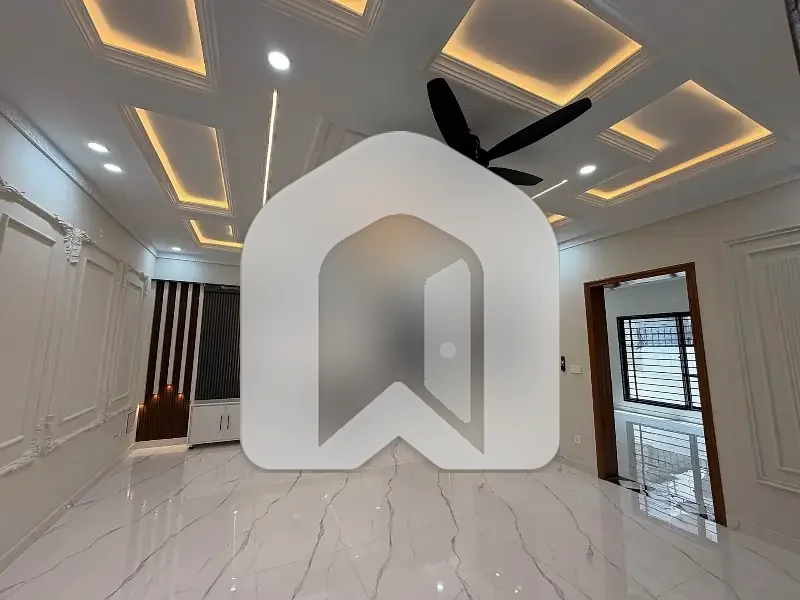 14 Marla Brand New House Available Rent G-14/3, photo 3