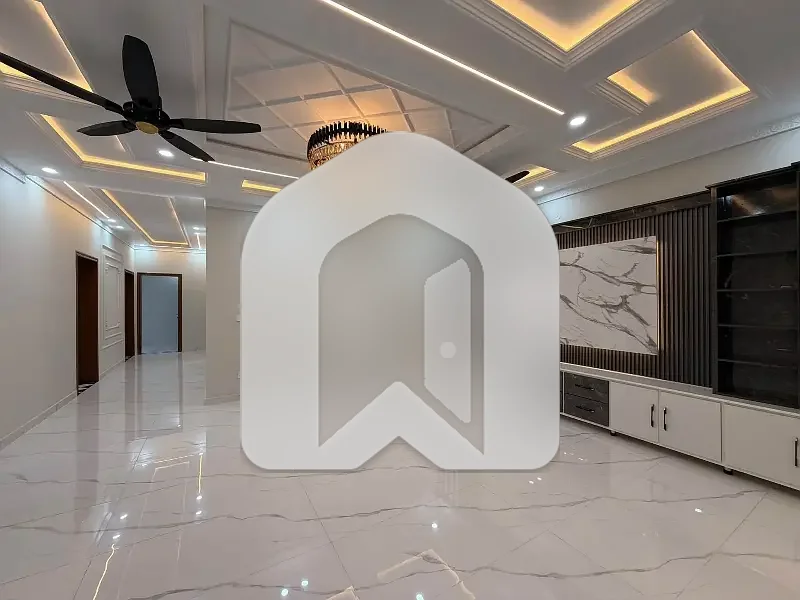 14 Marla Brand New House Available Rent G-14/3, photo 9