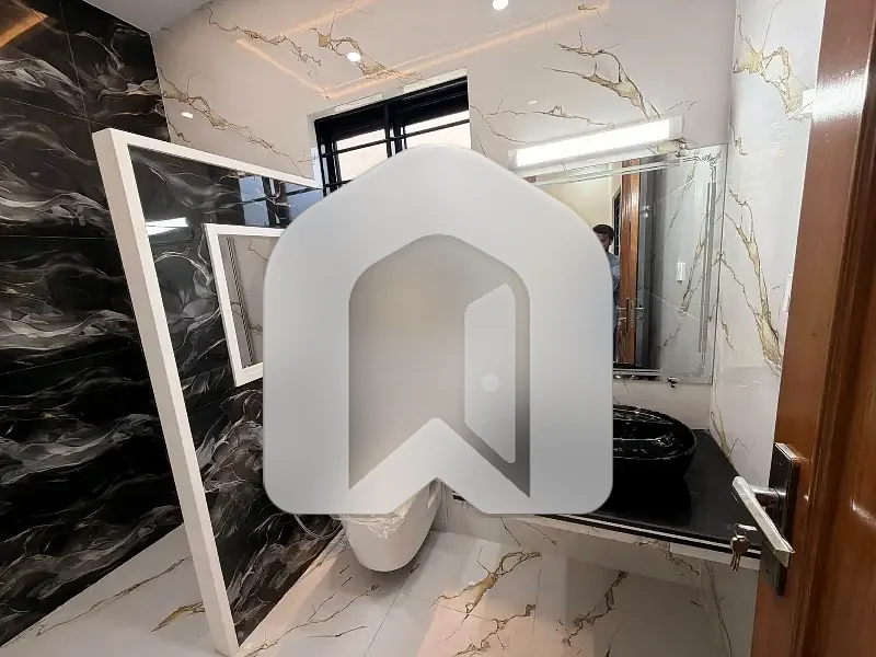 14 Marla Brand New House Available Rent G-14/3, photo 21