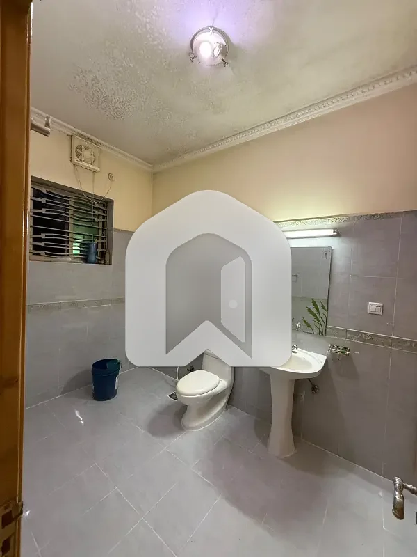 Unfurnished Upper Portion Available For Rent, photo 7