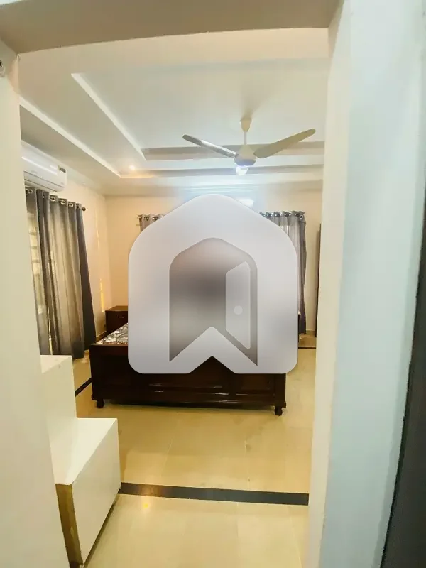 DHA Phase 2 1 Kanal Upper Portion For Rent, photo 6