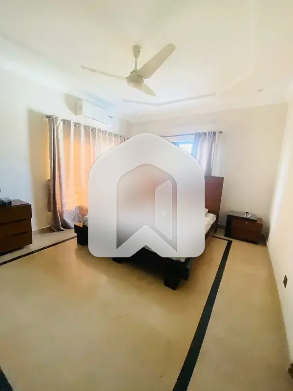 DHA Phase 2 1 Kanal Upper Portion For Rent, photo 8