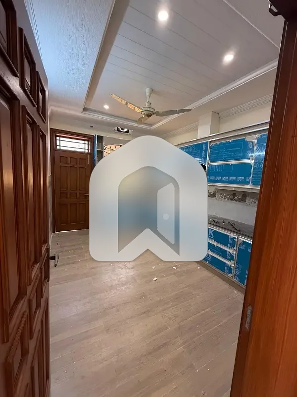 10 Marla Brand New Upper Portion Available Rent G-14
