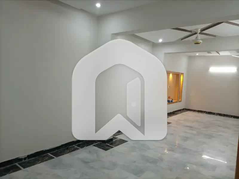 10 Marla Brand New Upper Portion Available Rent G-14, photo 7