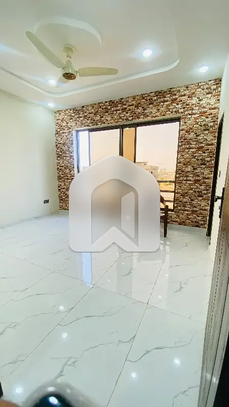 6 Marla Corner House Available For Rent, photo 3