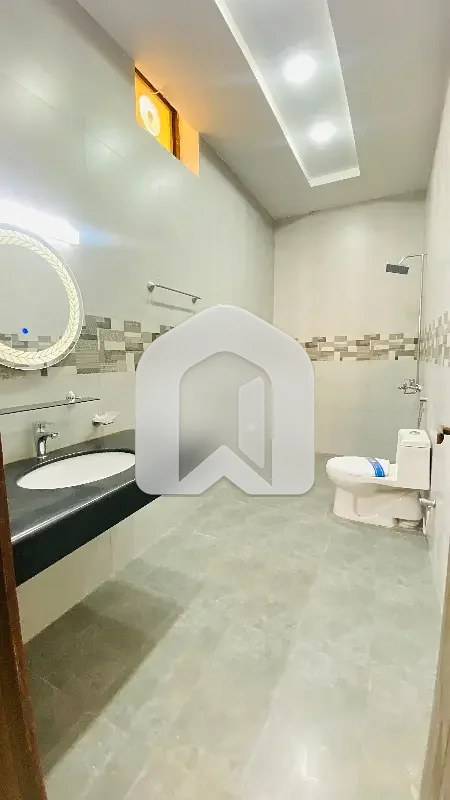 6 Marla Corner House Available For Rent, photo 21