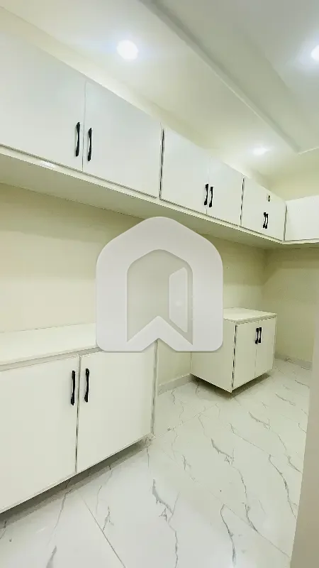 6 Marla Corner House Available For Rent, photo 23