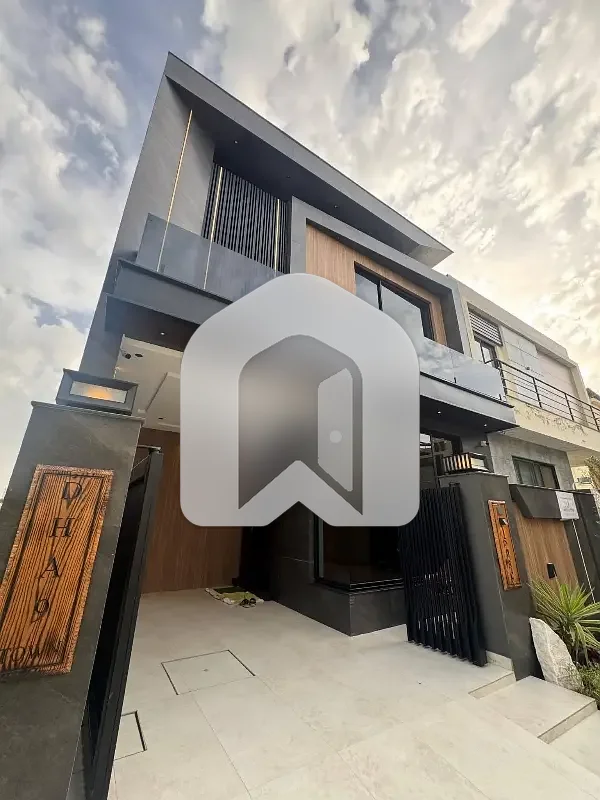 6 Marla Corner House Available For Rent, photo 17