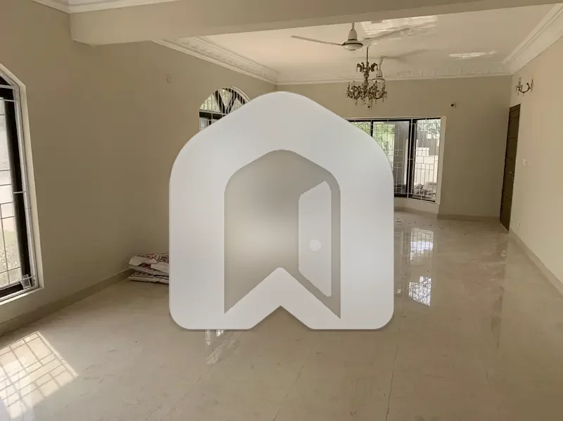 12 Marla Duplex 4 Bed House Available For Rent With Servant Room, photo 3