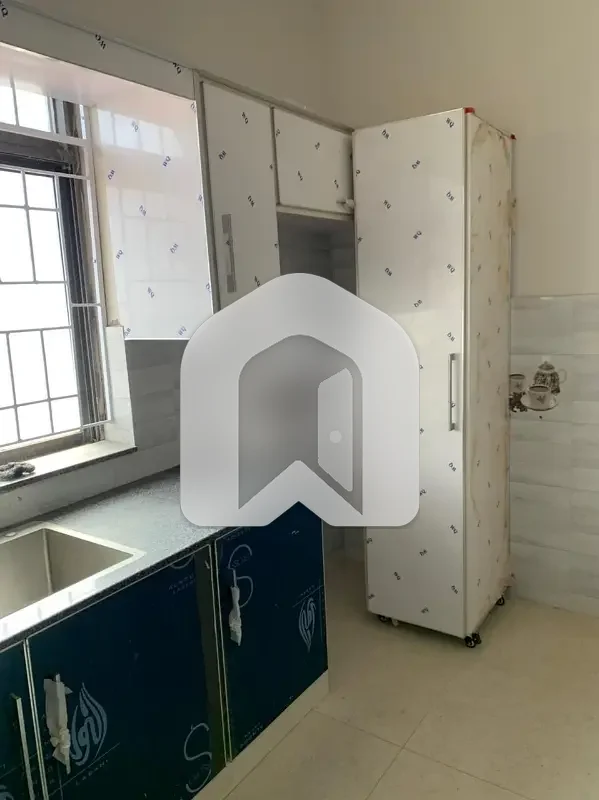 12 Marla Duplex 4 Bed House Available For Rent With Servant Room, photo 5