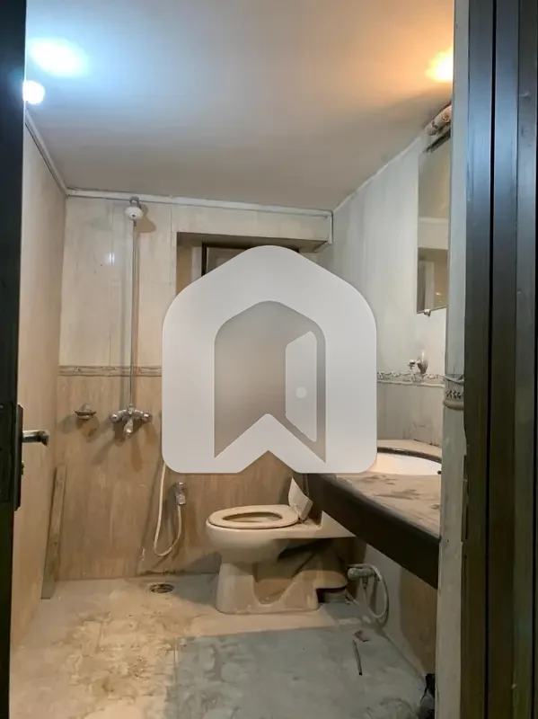 12 Marla Duplex 4 Bed House Available For Rent With Servant Room, photo 10