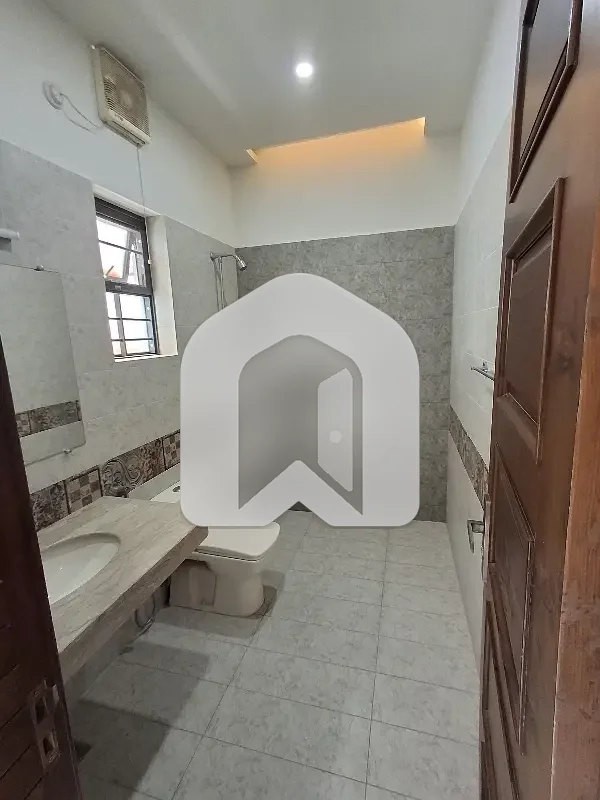 Get In Touch Now To Rent A 24 Marla House In I-8, photo 5