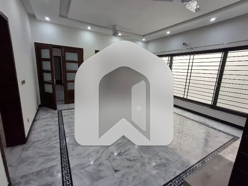 Get In Touch Now To Rent A 24 Marla House In I-8, photo 8