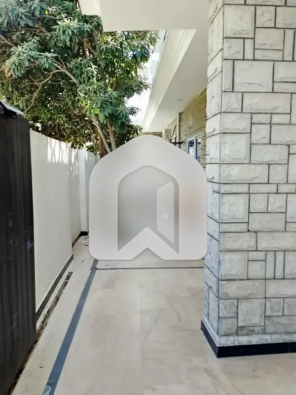 10 Marla Full House Available For Rent In I8  Tile Flooring, photo 19