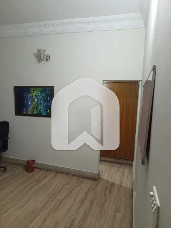 4 Bed Upper Available For Rent In I8 For Family &Amp; Office Use, photo 3