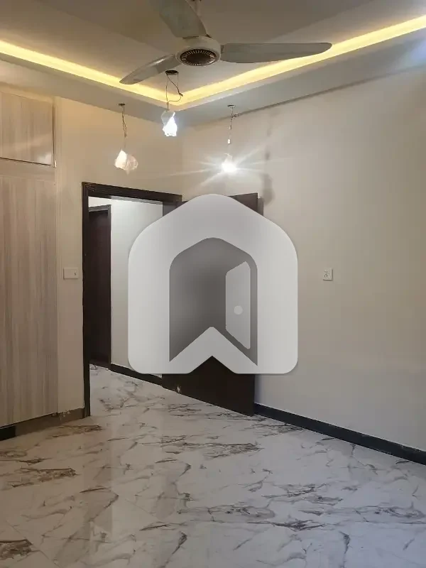 10 Marla Upper Portion For Rent In I-8, photo 4