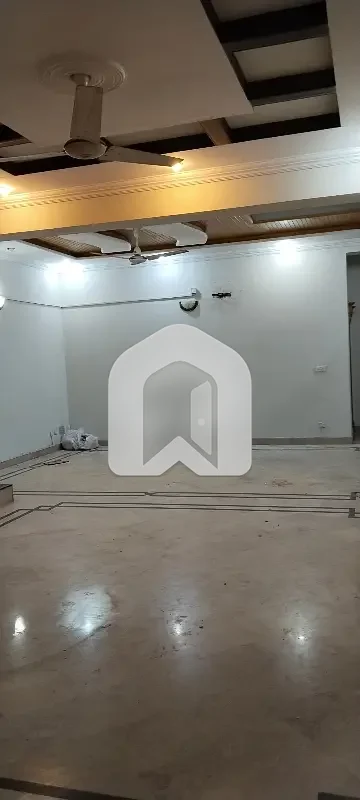Upper Portion Available For Rent In I8, photo 3