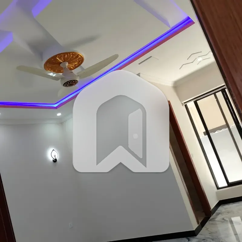 E11 Upper Portion Available For Rent, photo 6