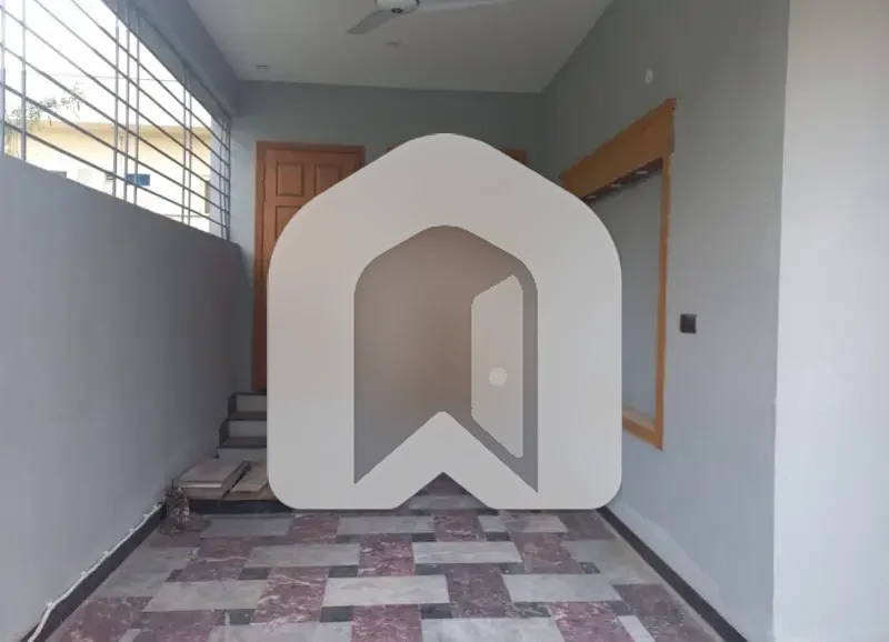 Lower Portion 24 Marla For Rent In I-8, photo 10
