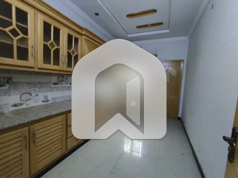 10 Marla Ground portion Tile Flooring Prime Location for rent in G-13, photo 3
