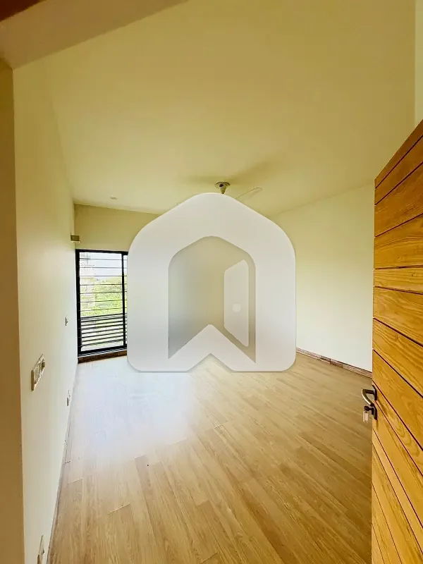 10 Marla's Beautifull House avAilabile For Rent, photo 13