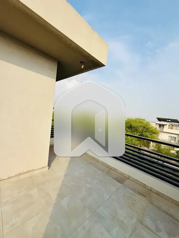 10 Marla's Beautifull House avAilabile For Rent, photo 21