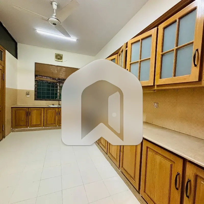 Good And Well Situated House Available For Rent In F8/1, Islamabad., photo 2