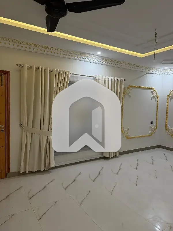 G13 40x80 Triple Storey Furnished House Available For Rent, photo 10