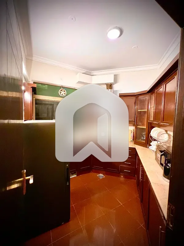 F-11 Tariq Heights 2 Bedroom Fully-Furnished Apartment For Rent, photo 2