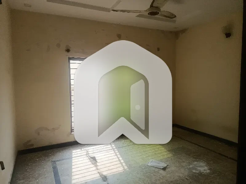 5 Marla'S Used Upper Portion For Rent, photo 6