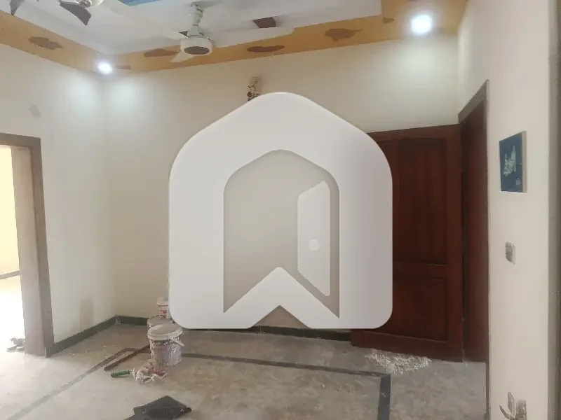 5 Marla'S Used Upper Portion For Rent, photo 2